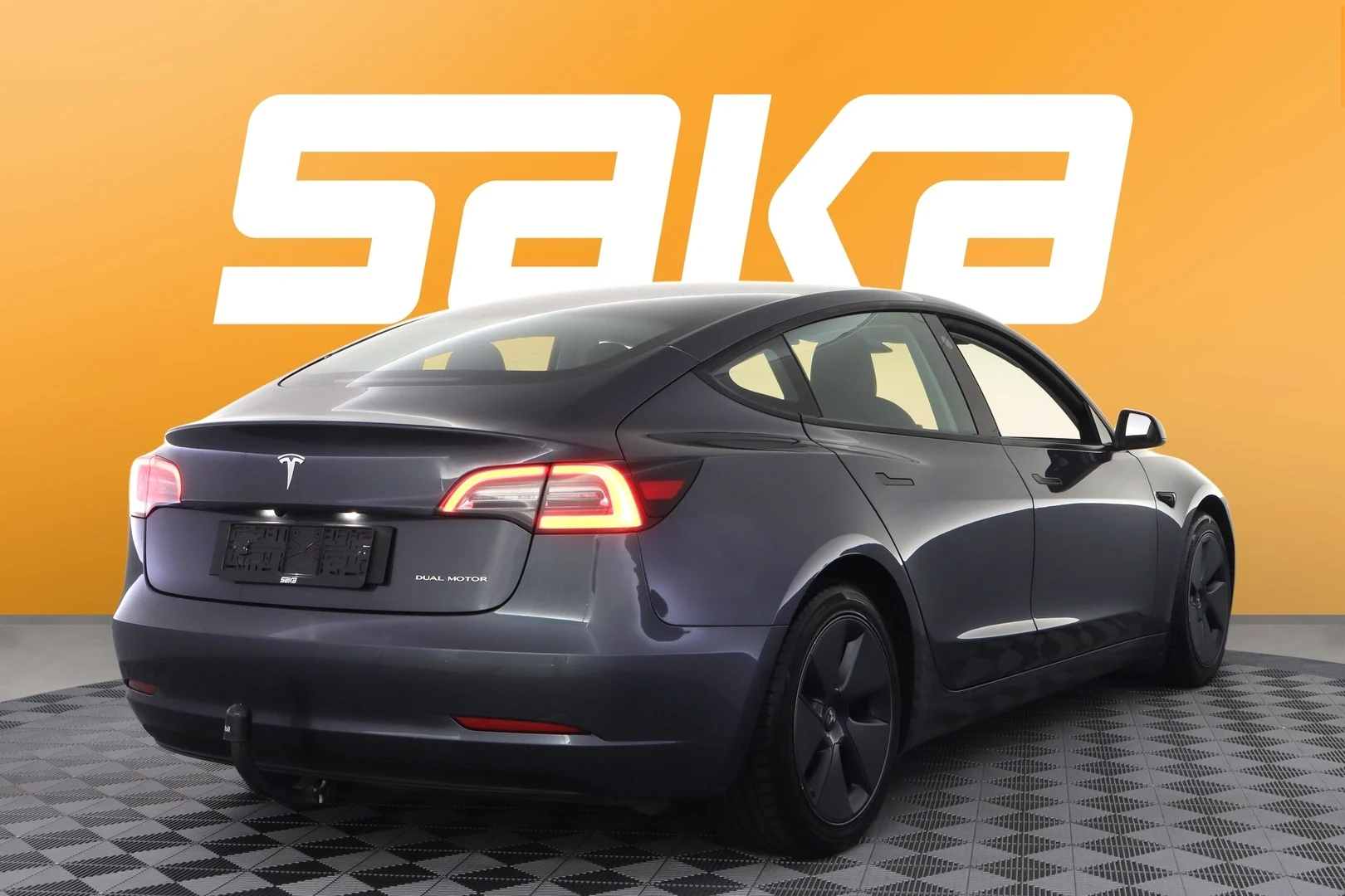 Car Image - 5mtF6IhTFhcKiG6rx52i4B