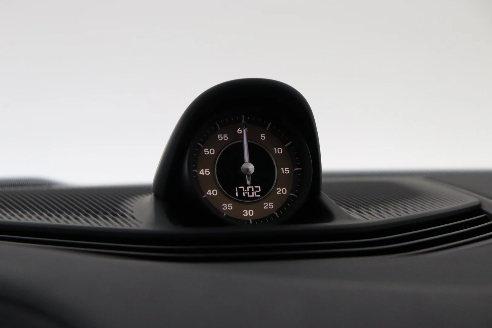 Car Image - 2JLo4MCZPJm0hz9Enlt2lf