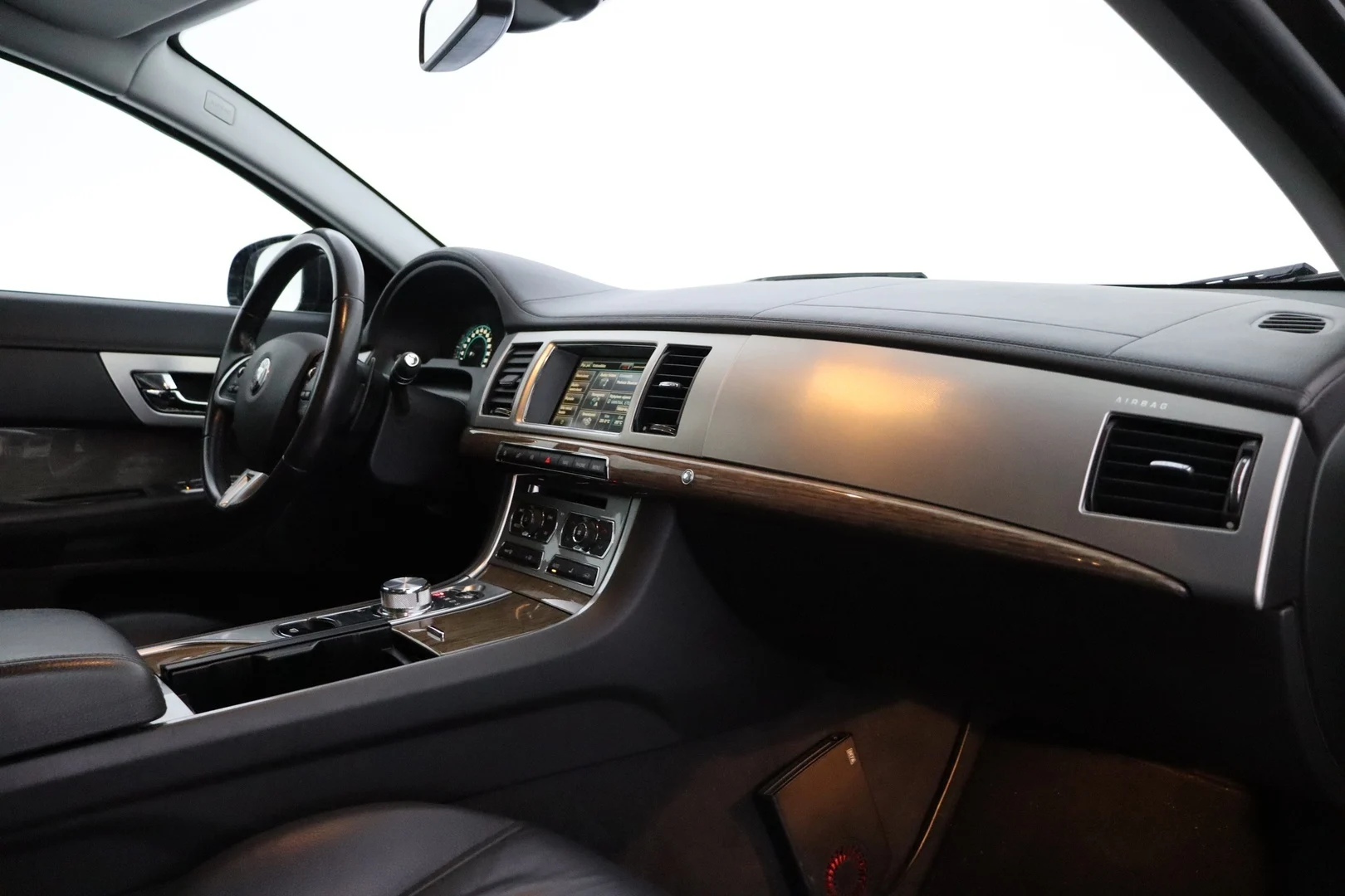 Car Image - 7Dk48RxmwIEdWy1HxKU4jZ