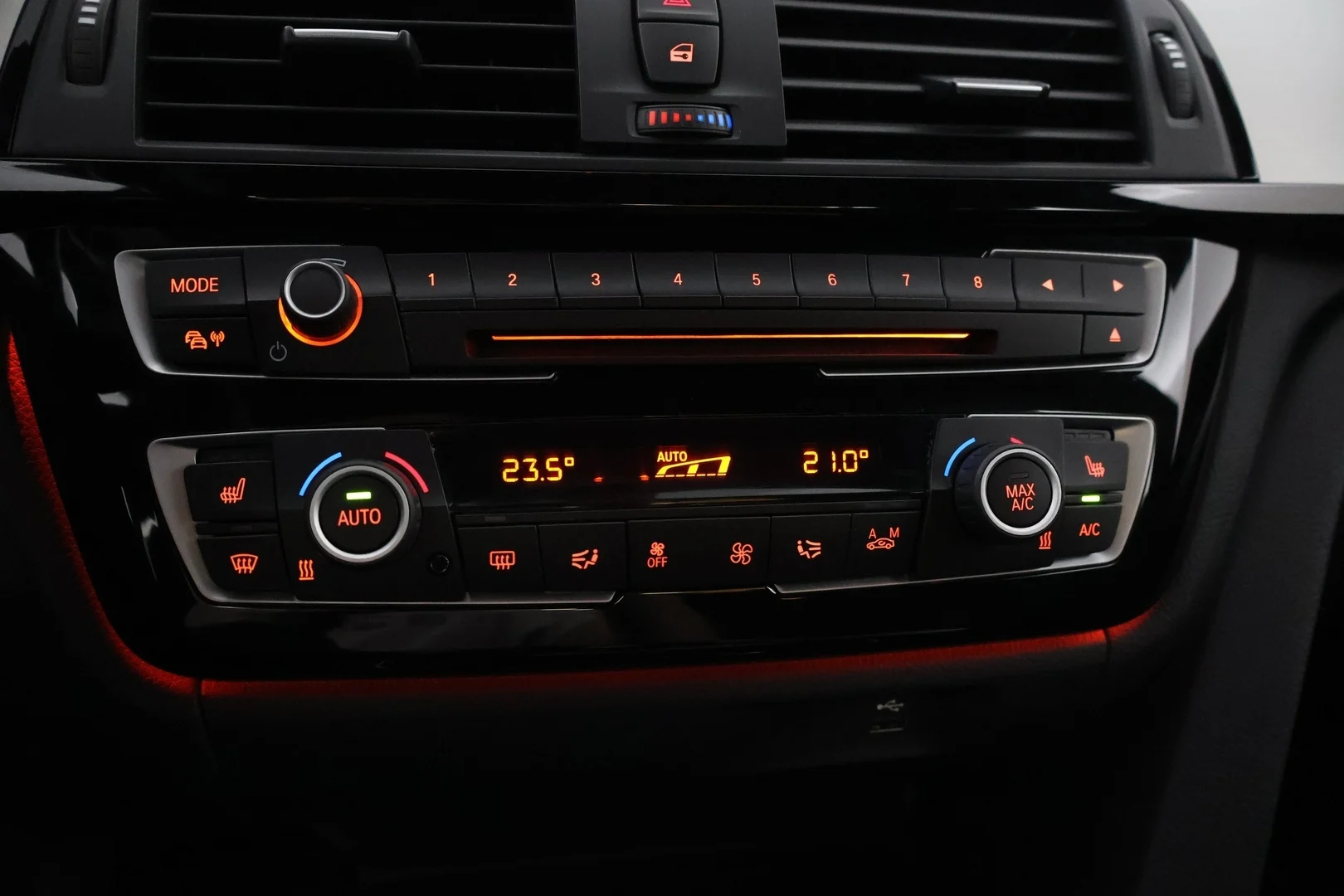 Car Image - dCIKFaSn5rqaGlC5zfkI8