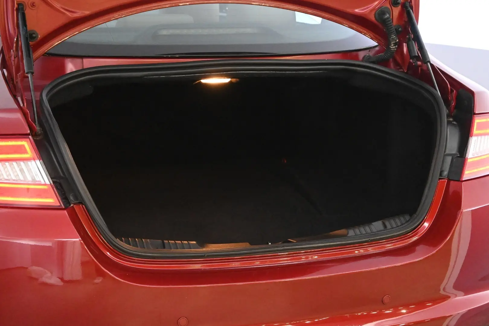 Car Image - 5QurBoK3CqHOxKPo1MzMop