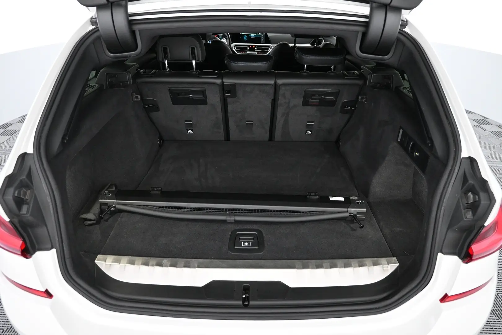 Car Image - 5dQzh3I62VDpS0U3tJAsmK