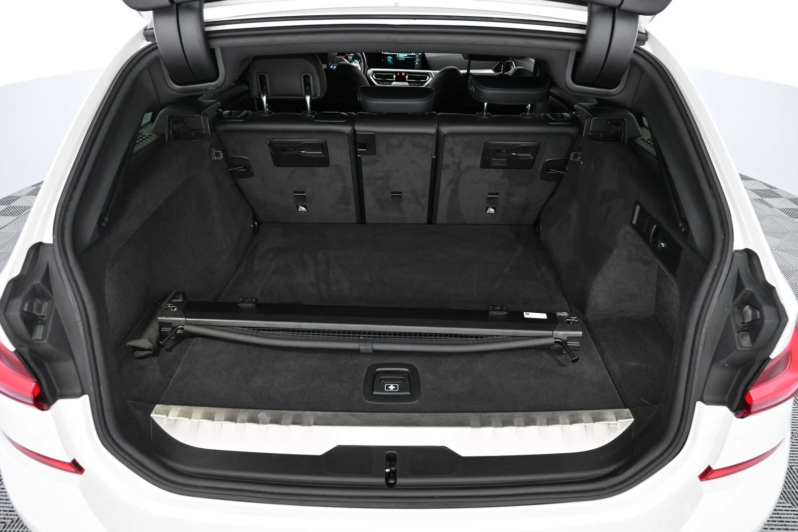 Car Image - 5dQzh3I62VDpS0U3tJAsmK