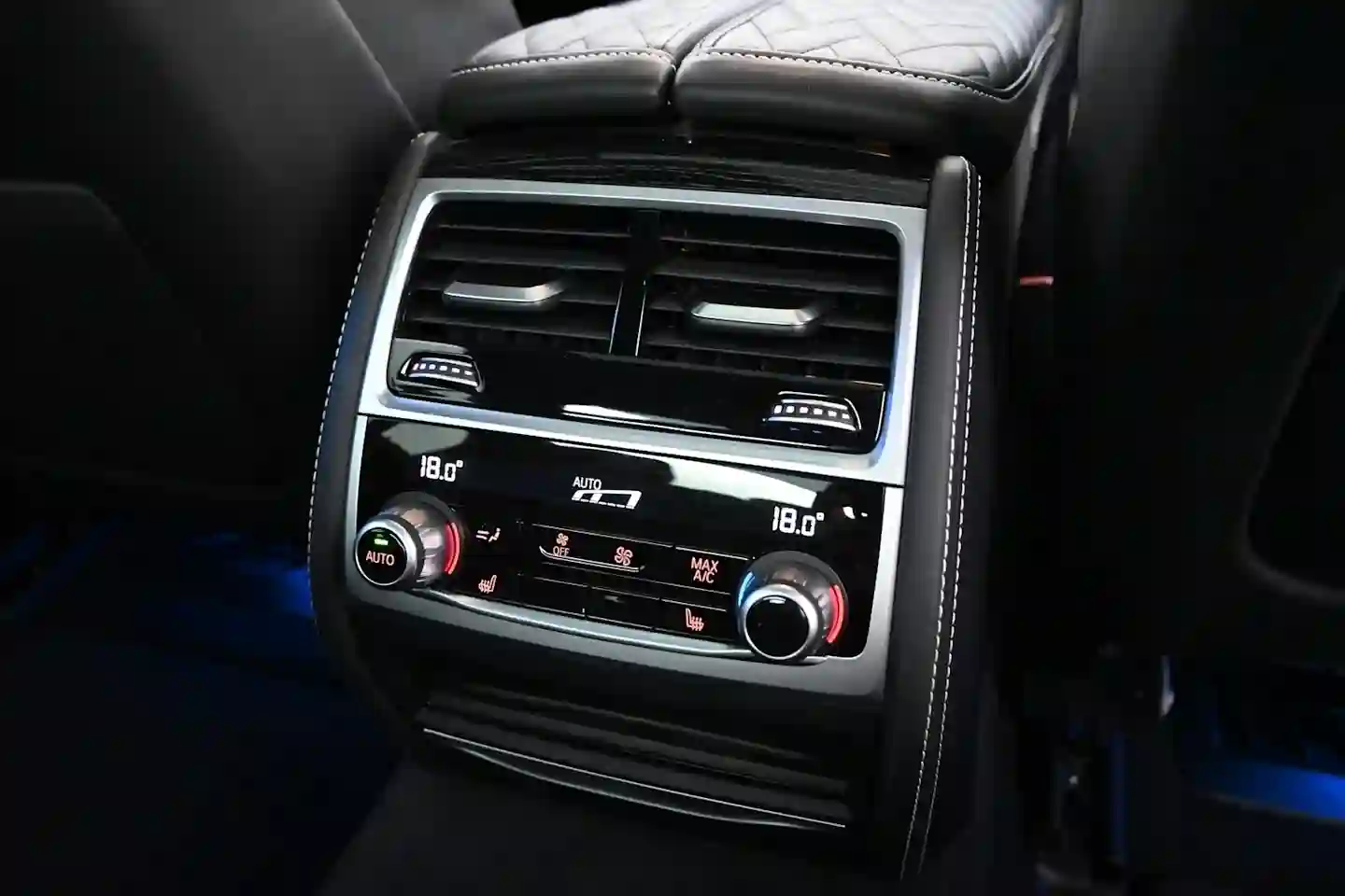Car Image - 6SmPiGu3f0uVvcStaxfCRD