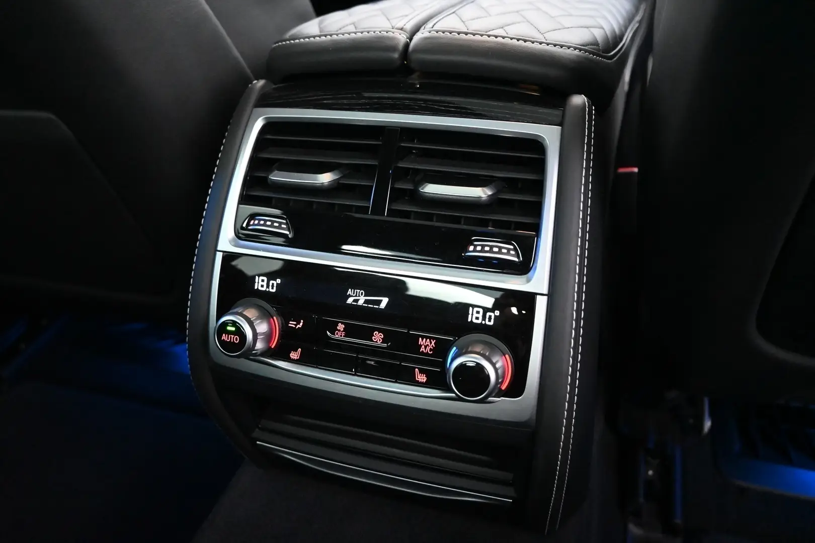 Car Image - 6SmPiGu3f0uVvcStaxfCRD