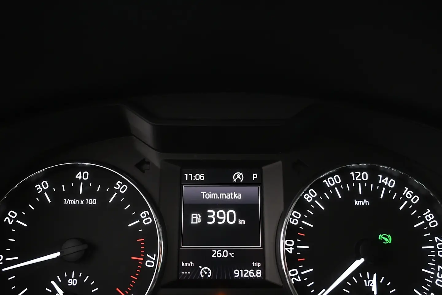 Car Image - 592UTpUE5tDpIW7m4zsieB