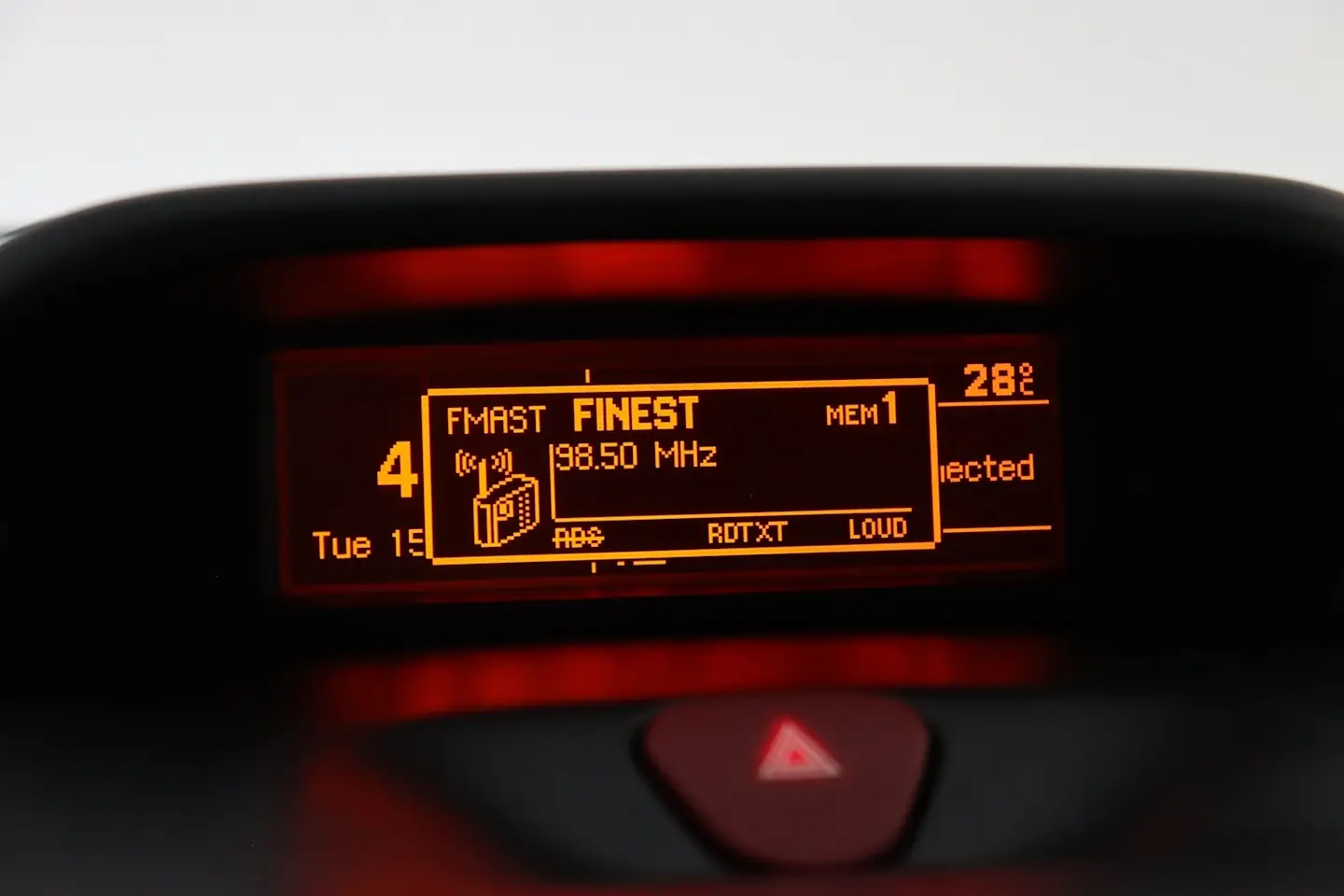 Car Image - 5JO2wWCfwcJy3YYiqX74Nl