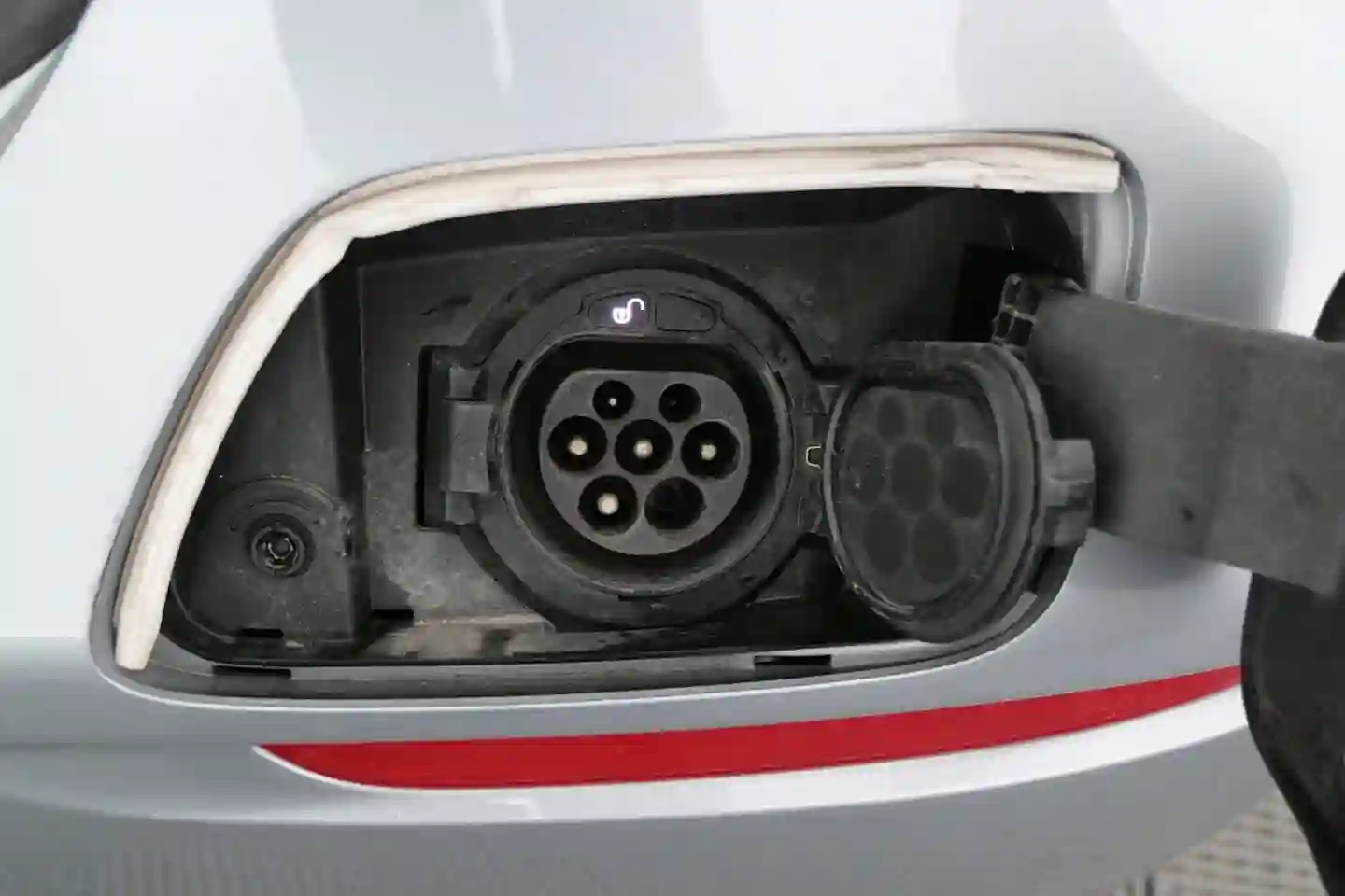 Car Image - 7t70eCS5KD9S2XgGO5uJfd