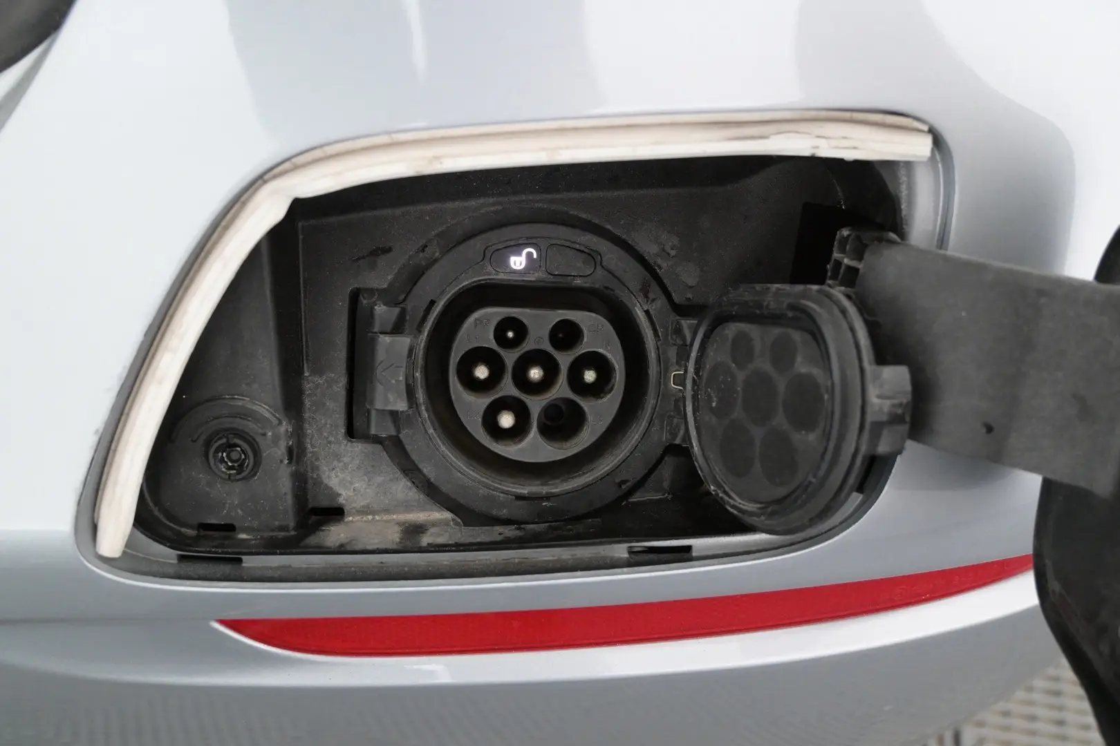 Car Image - 7t70eCS5KD9S2XgGO5uJfd