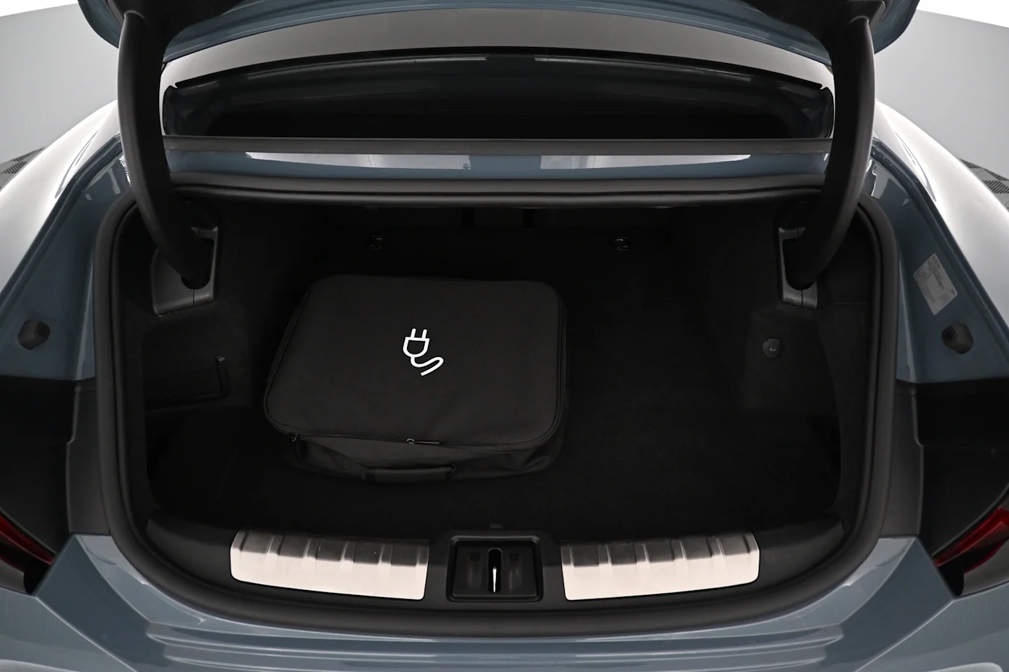 Car Image - 4fU6ahLC4Rq9tdWxlXwoXf