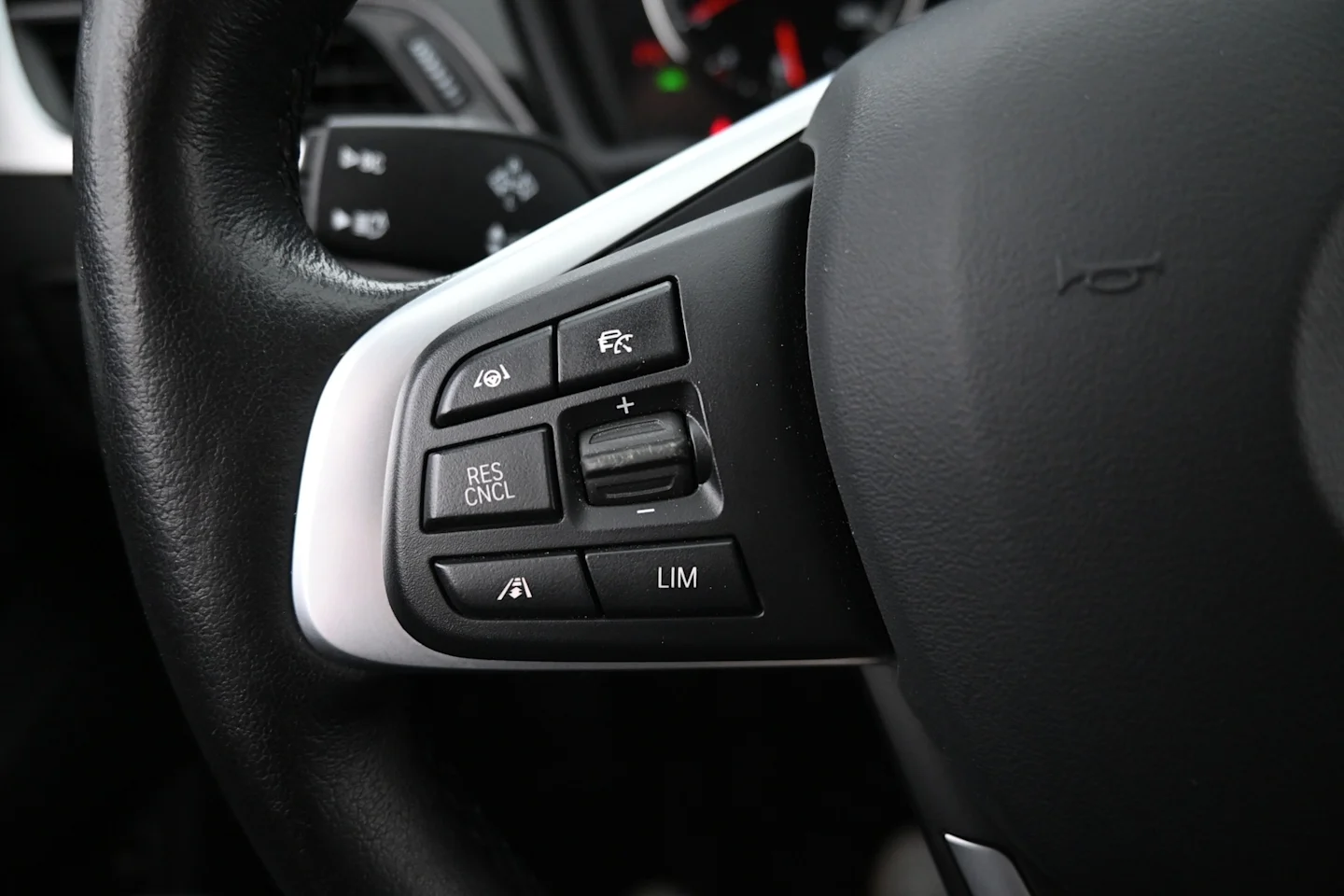 Car Image - 5gUb7B6e39f9tkd0nTrK0j
