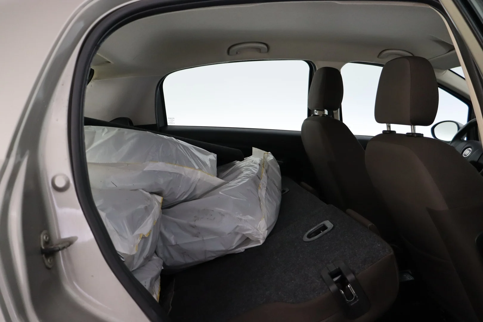 Car Image - 4Xg7SveL33jnlGKe0foV1s