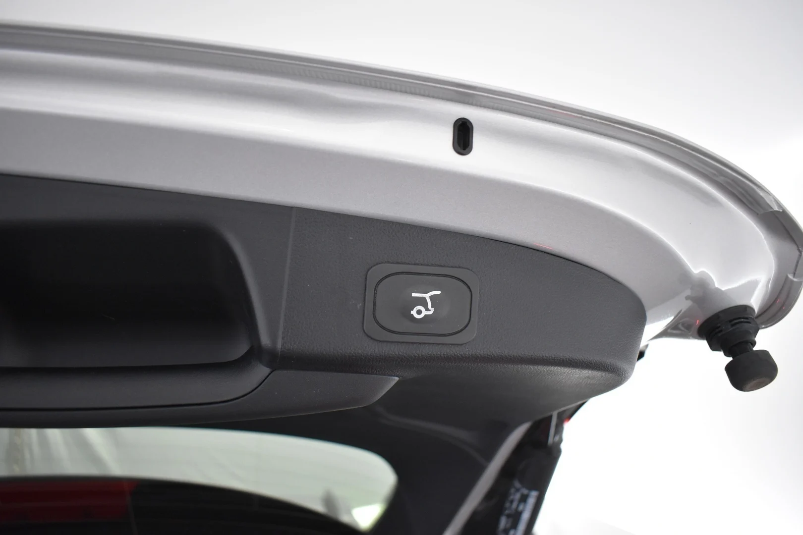 Car Image - lystnPHHk4tAJK4A3CfU3