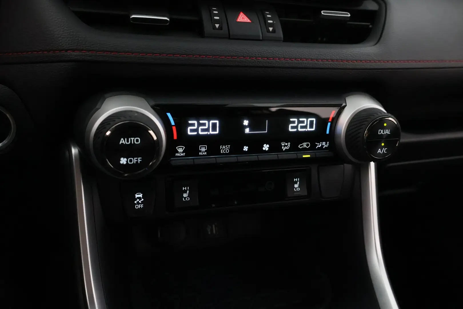 Car Image - 6I3IPIa9EkpTnVoAEVYi0N