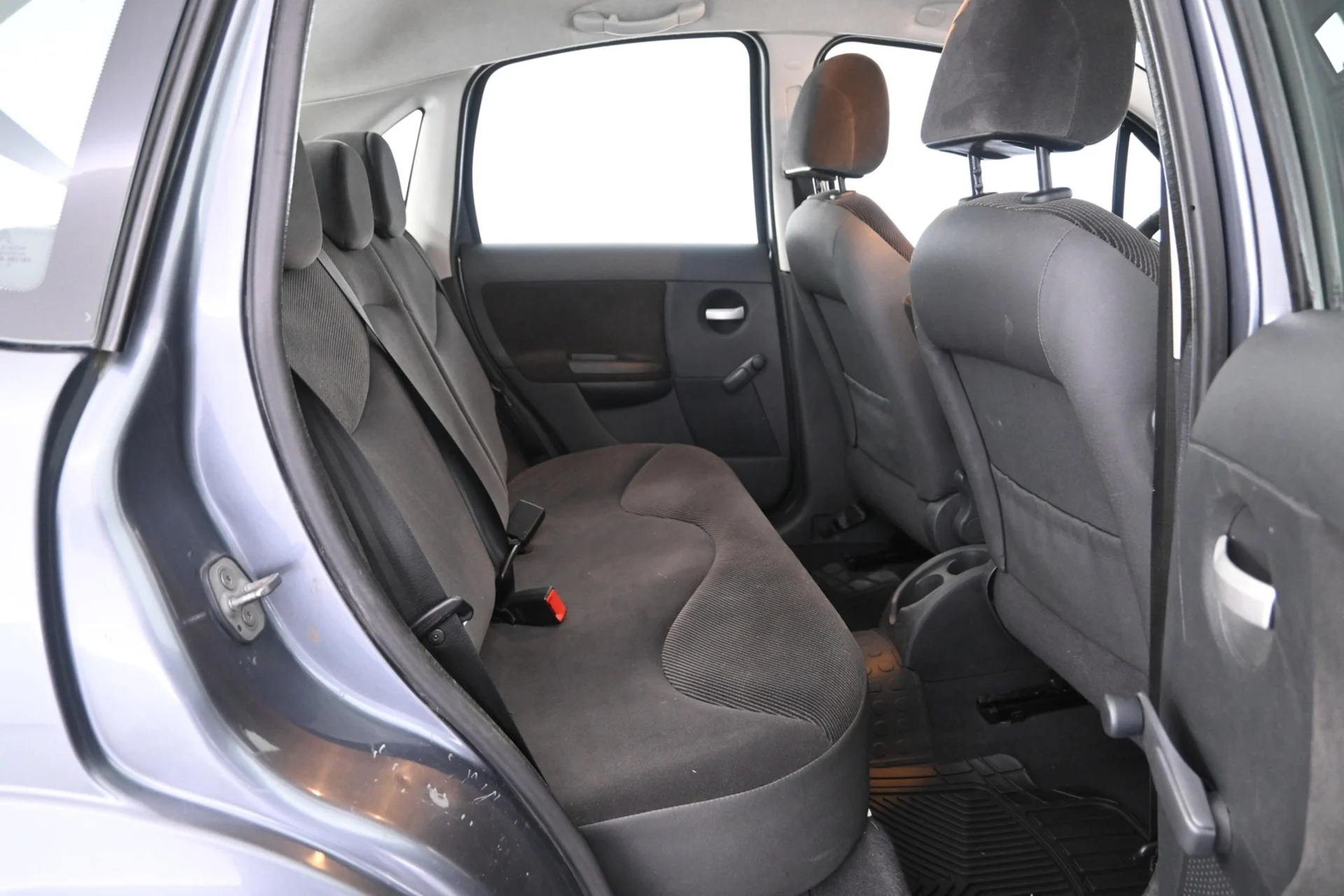 Car Image - 2ik8efcPr0xwsuUyvOhsnS