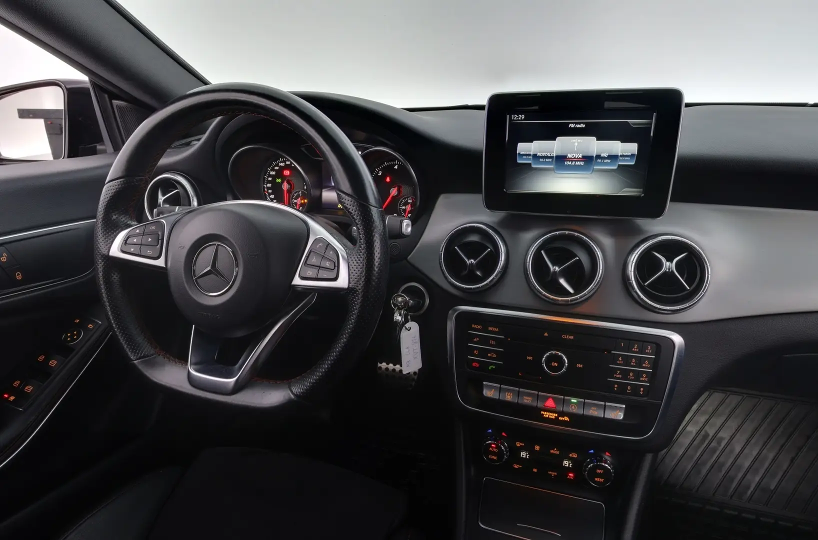 Car Image - 5b5Xga2ytzmQ3vgQAue4Rk