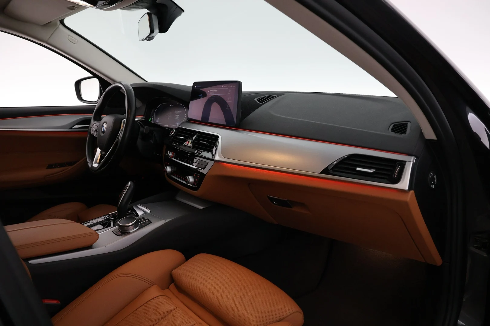 Car Image - 6xuAlqxzi9rqZBauDQL2px
