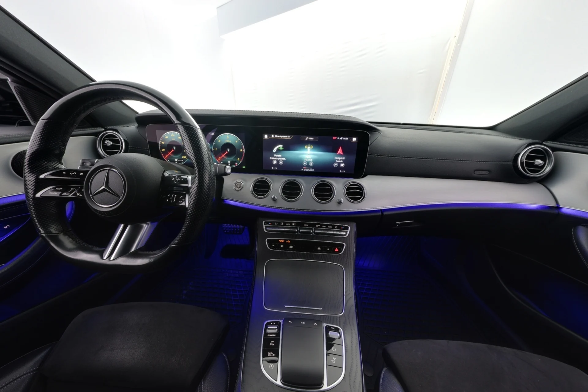 Car Image - 3MFITUM9aICbTP7Rd85xNG