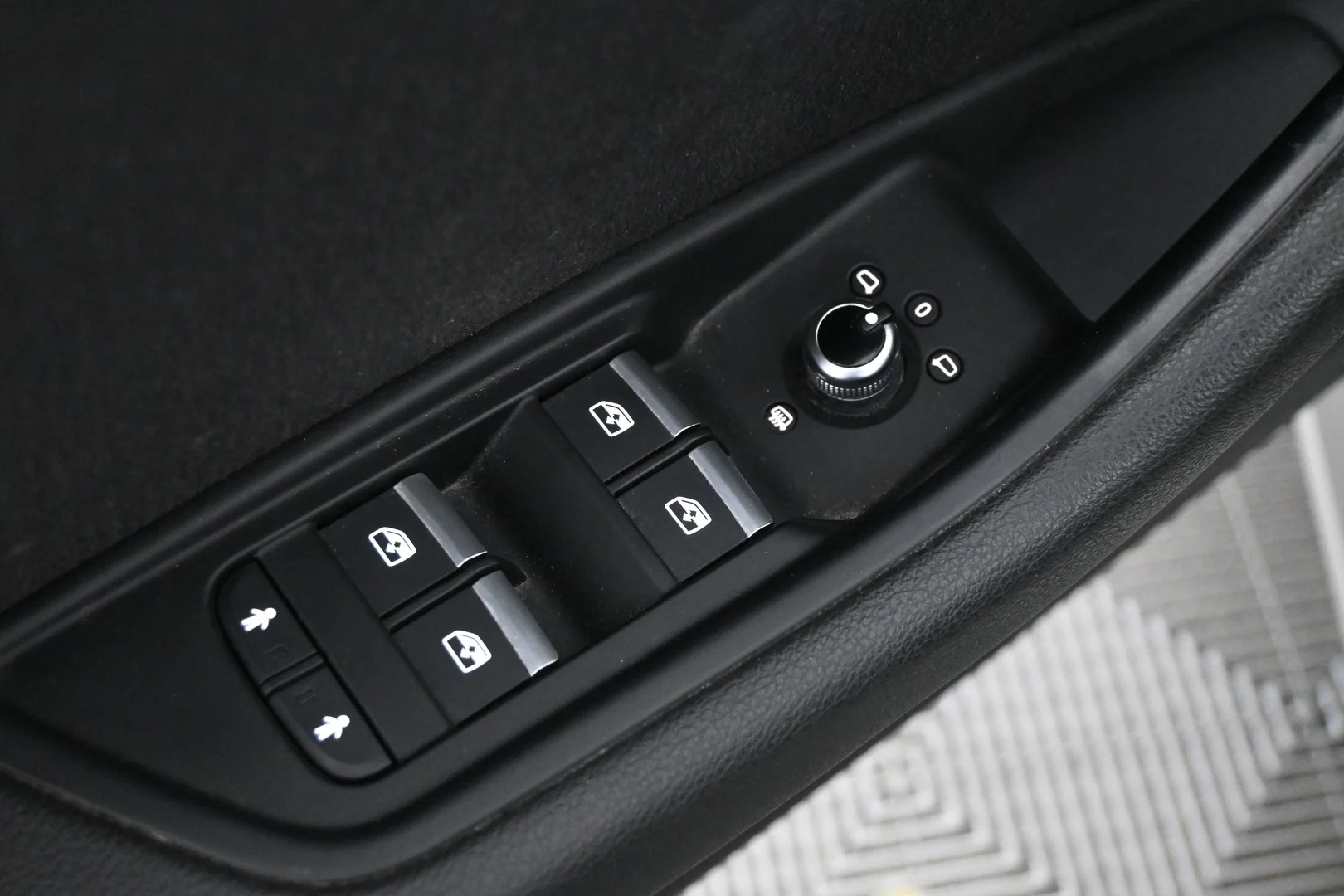 Car Image - 4XCgPPnmjDRQHKhImC2Vqv