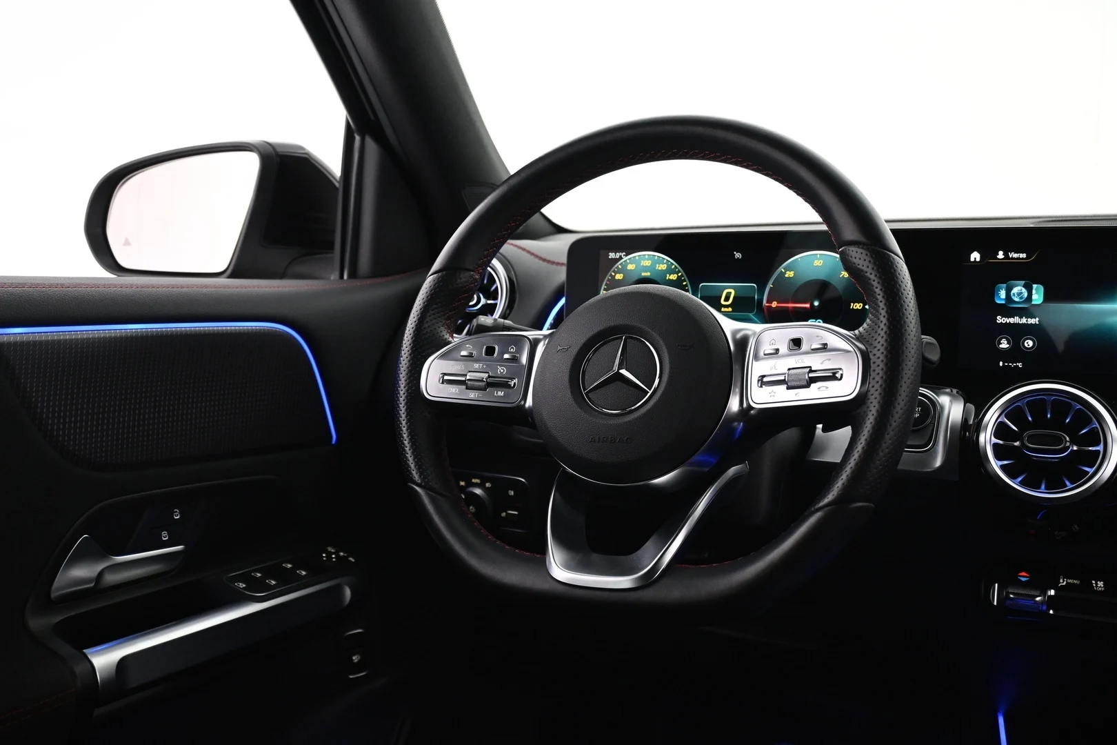 Car Image - U9rpuj19q9I7Sg2b8jYaH
