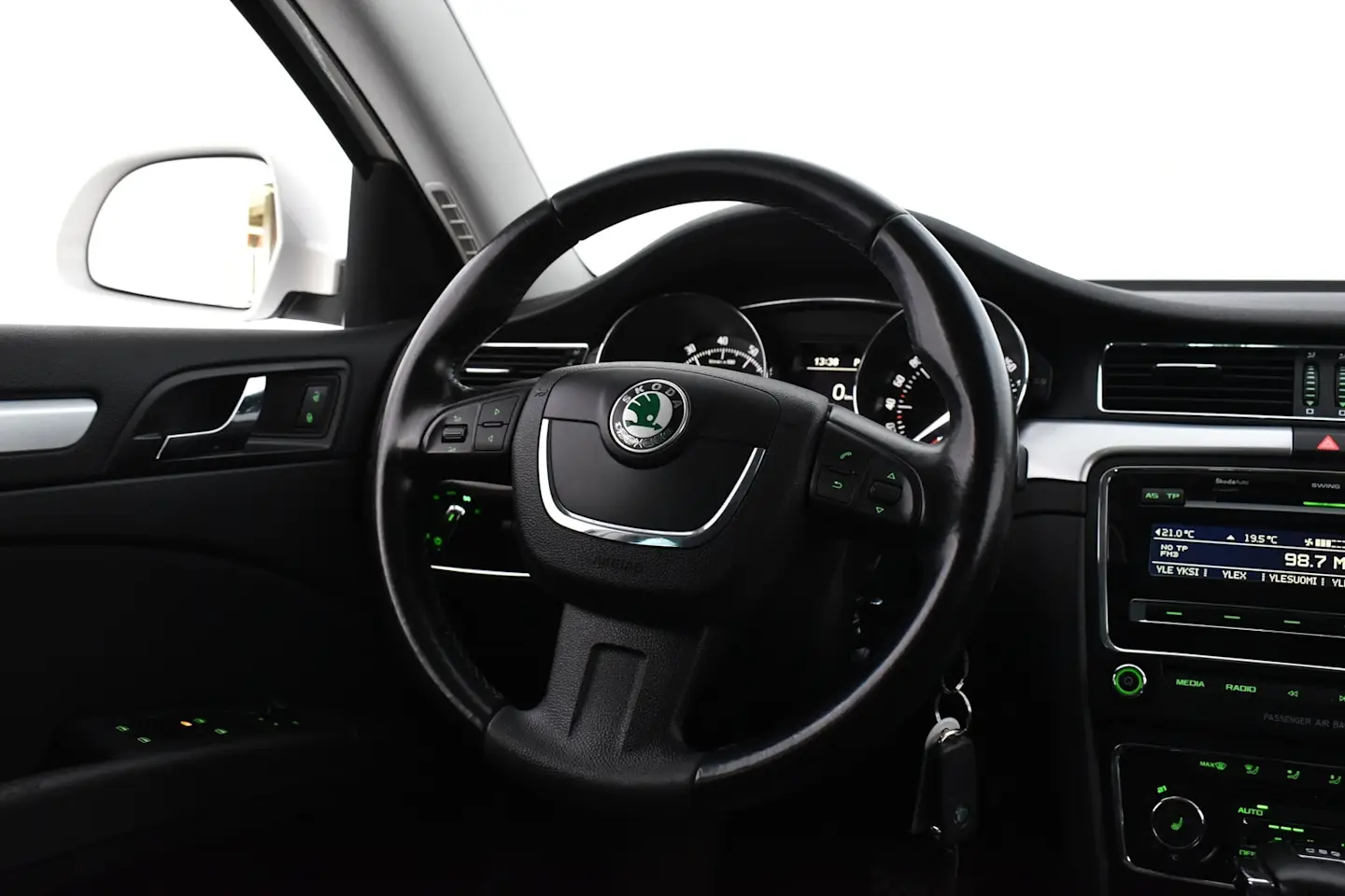 Car Image - 5K4bHtTqyn7SOwALEdpaQZ