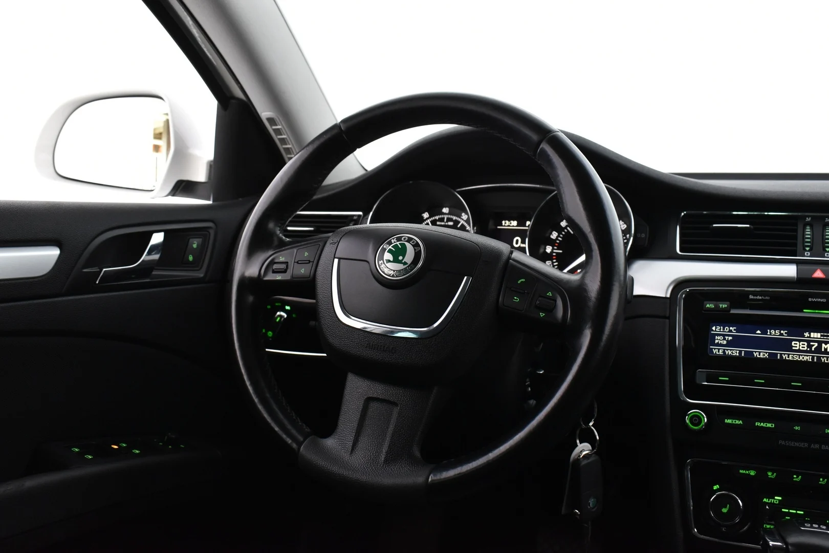 Car Image - 5K4bHtTqyn7SOwALEdpaQZ