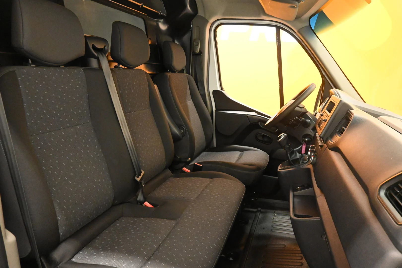 Car Image - 7F1JU8AeG8HpVd40L4j3Ok