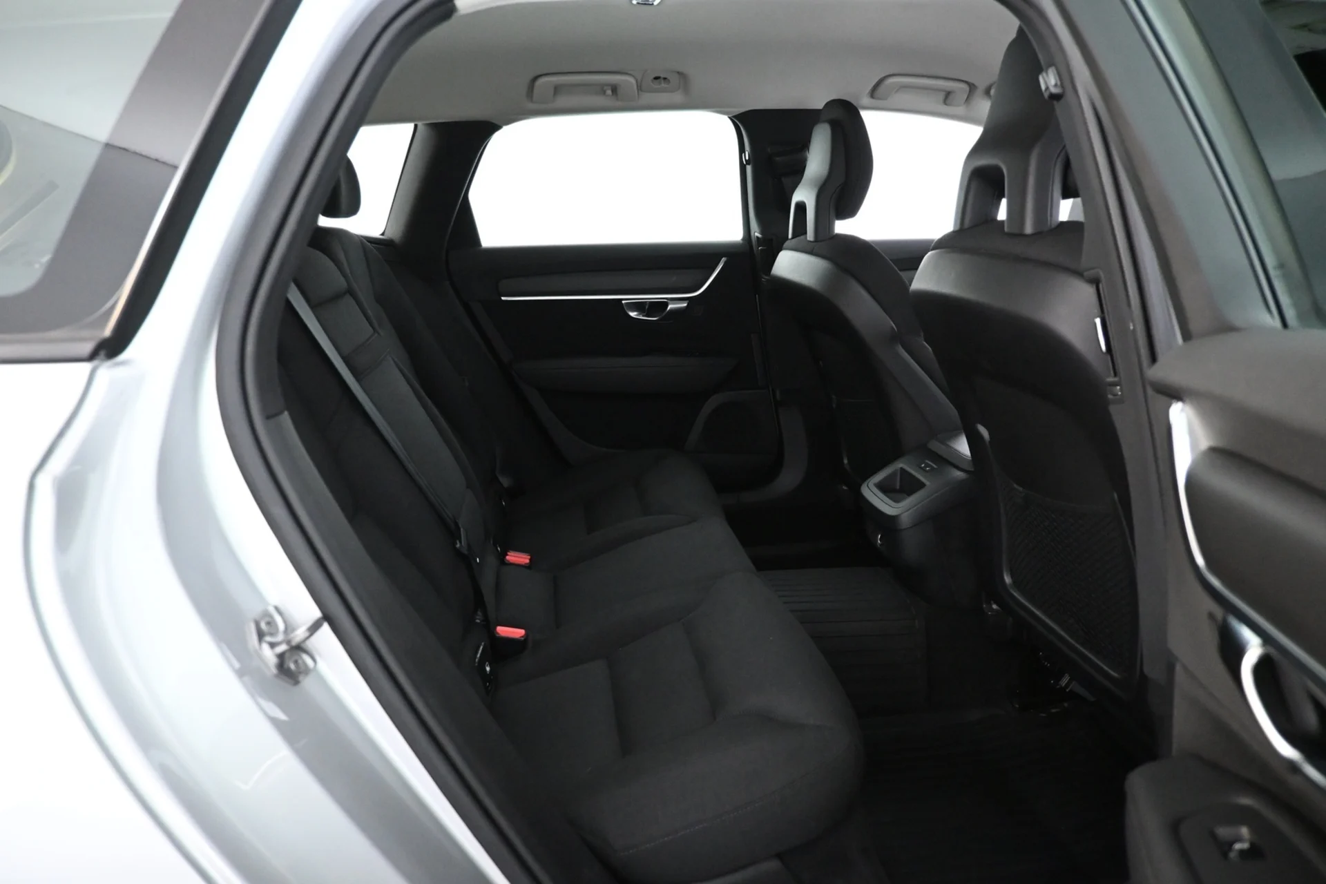Car Image - 2KA6xrBdKg0Xnuvqm0AMhf