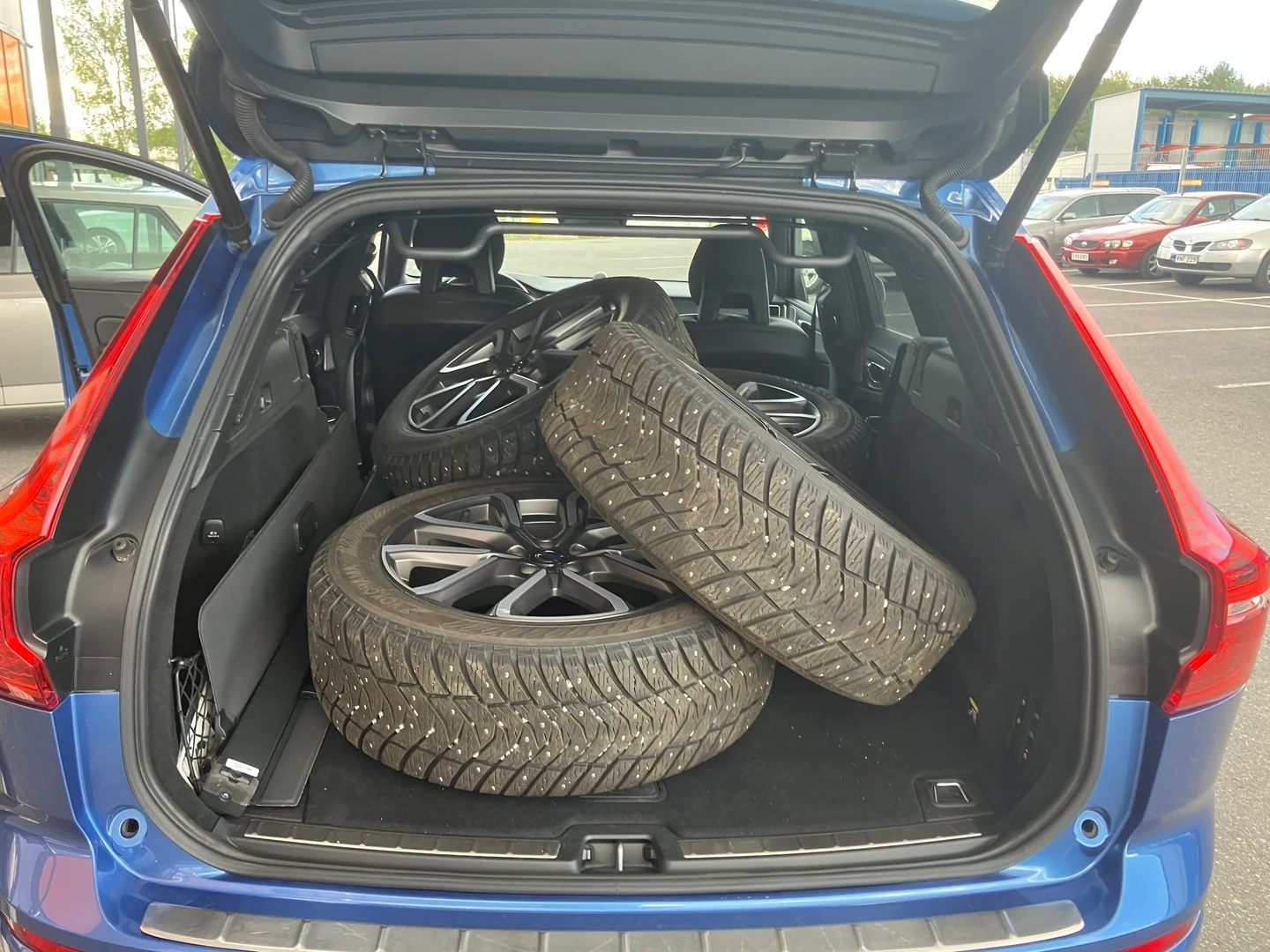 Car Image - 62QbVWUW7LCVncfJFMGeGZ