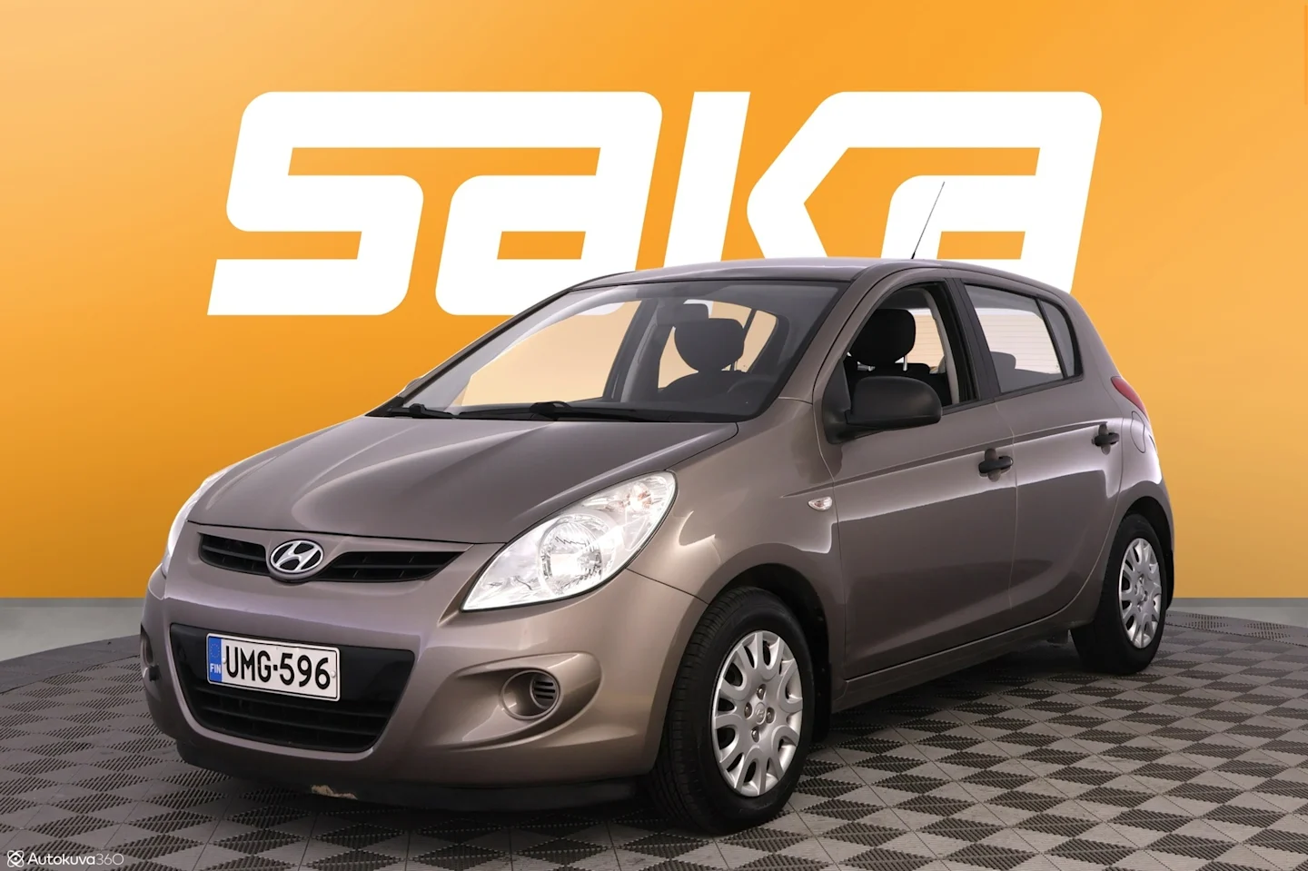 Car Image - 7n6w9Bkn8yzHzslrdcC3i2