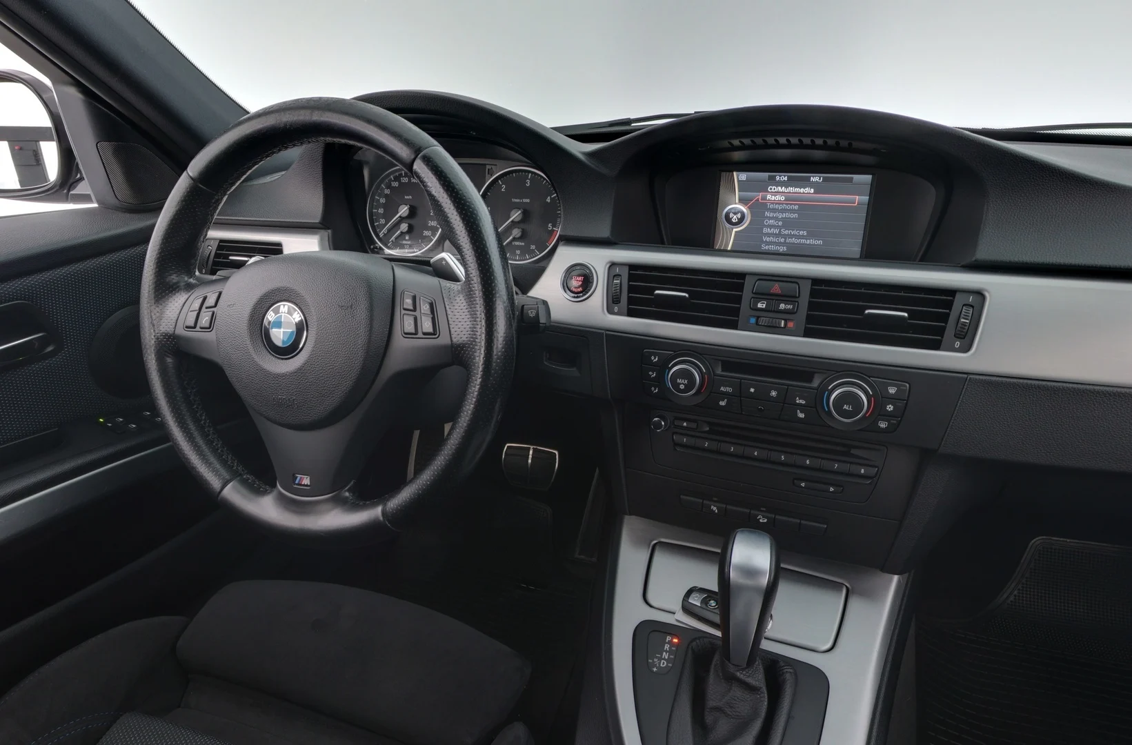 Car Image - 2cONL2B4aDjDndt3AzotN0
