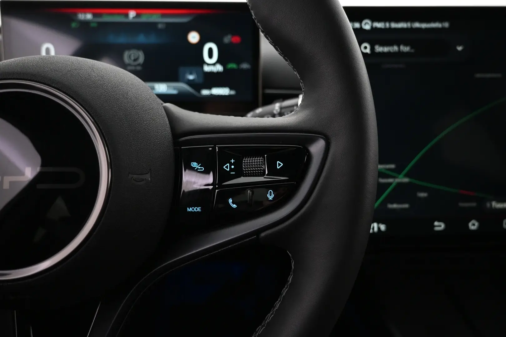 Car Image - 1a6J1w83zz1JGA3hfvKol5