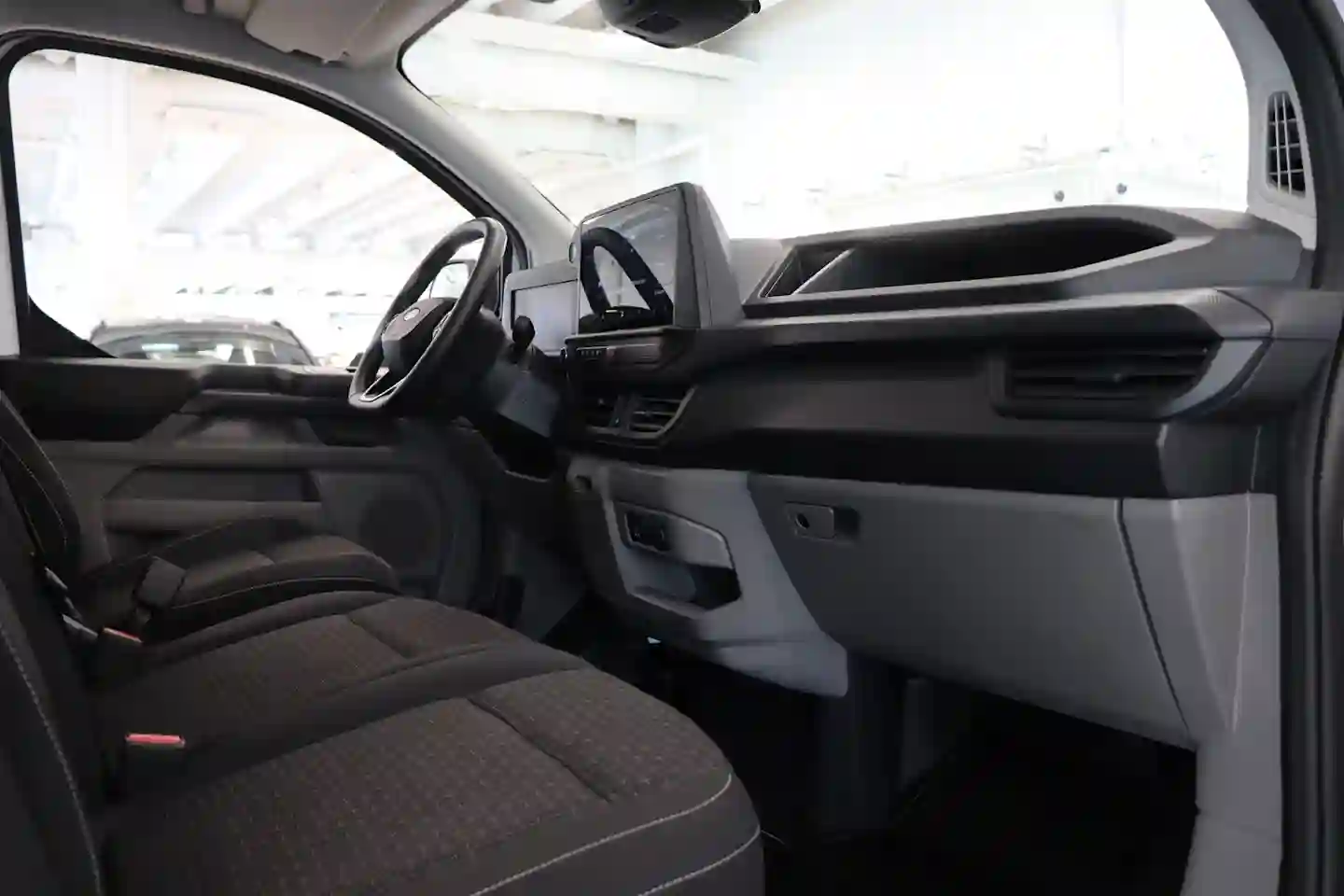 Car Image - 2lEGvc6vtL3EXkPp7JGFsM