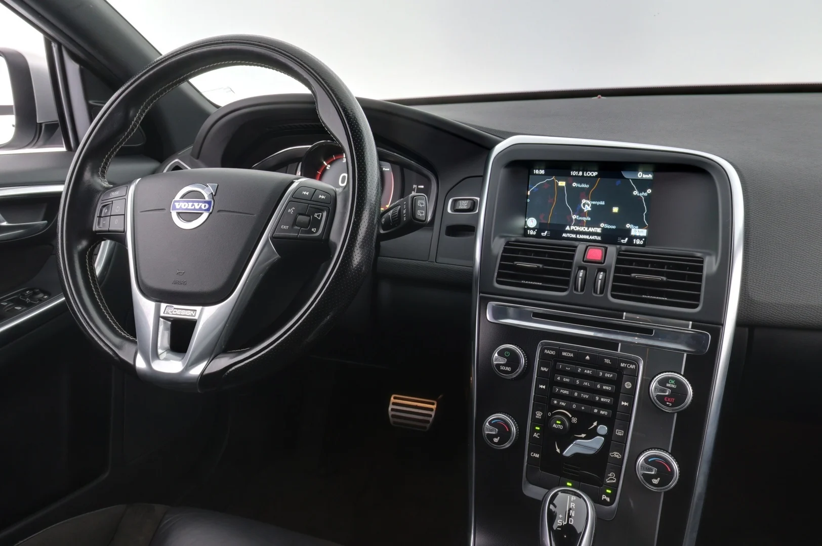 Car Image - 2EhyKUV5SdzWoVL4BIEgtF