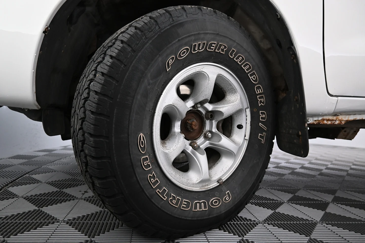 Car Image - 71NycIlHLgzzjBUWrx61h3