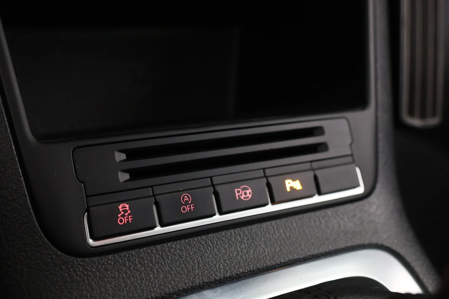 Car Image - 7fLI4SO7NbdkifvpRFW4vW
