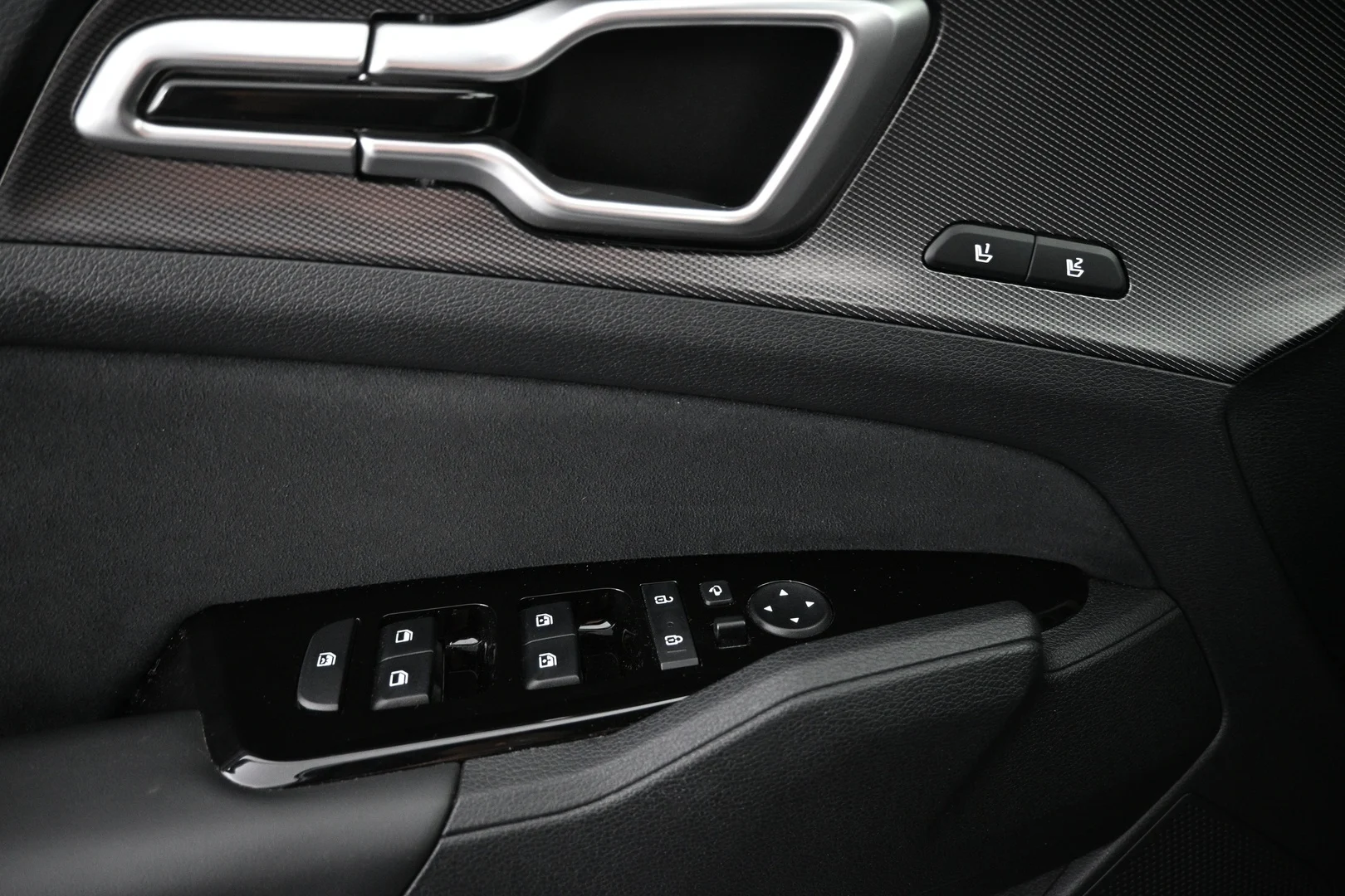 Car Image - 1yqdAczyaTzx3g9MVCuj0G