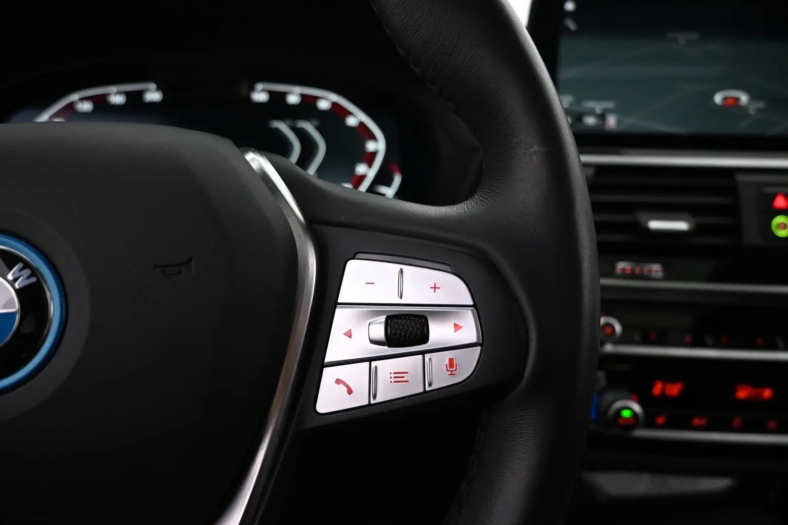 Car Image - 4inOrPzln1GFfxfyTUN3vI
