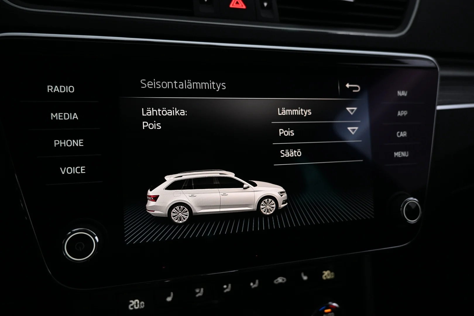 Car Image - 5jxPgzfrXf9zCUWUj6dKwH