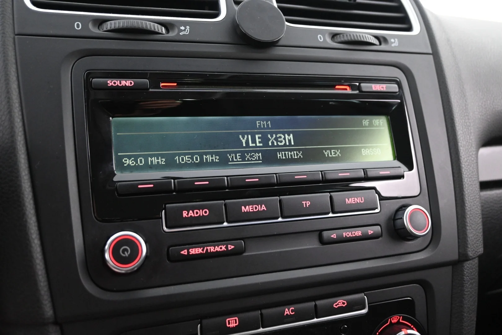 Car Image - mURkkdeqWaHP2vBiMcnSJ