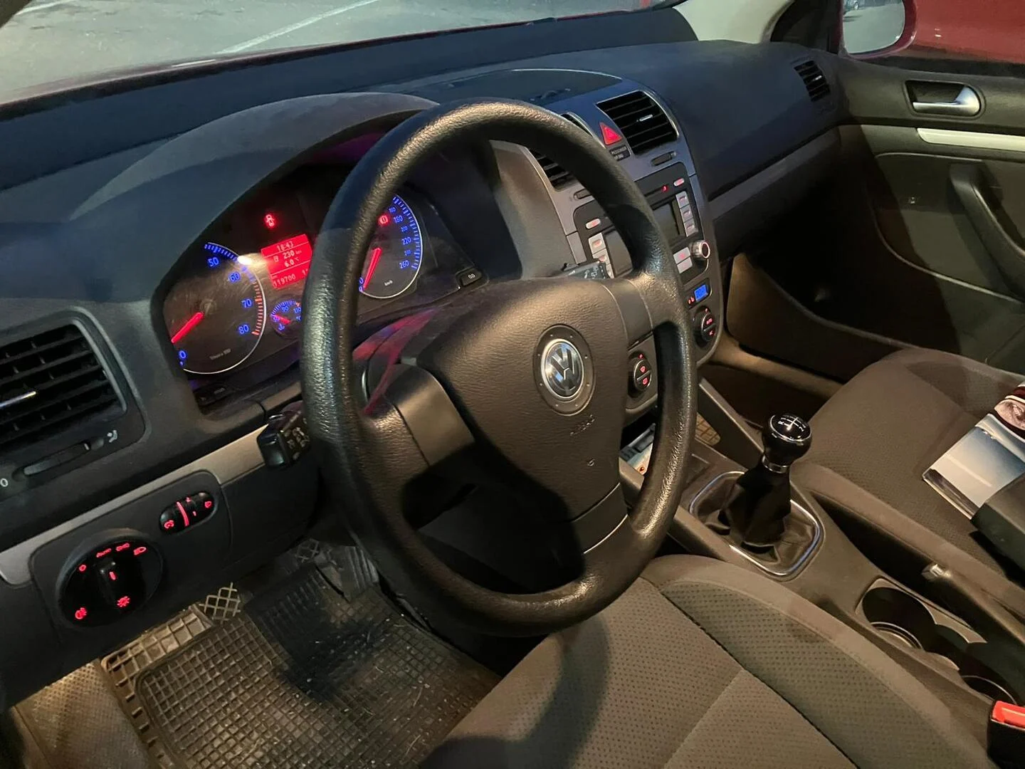 Car Image - 6bVnG3mT9sEG7ChLiMEtYE