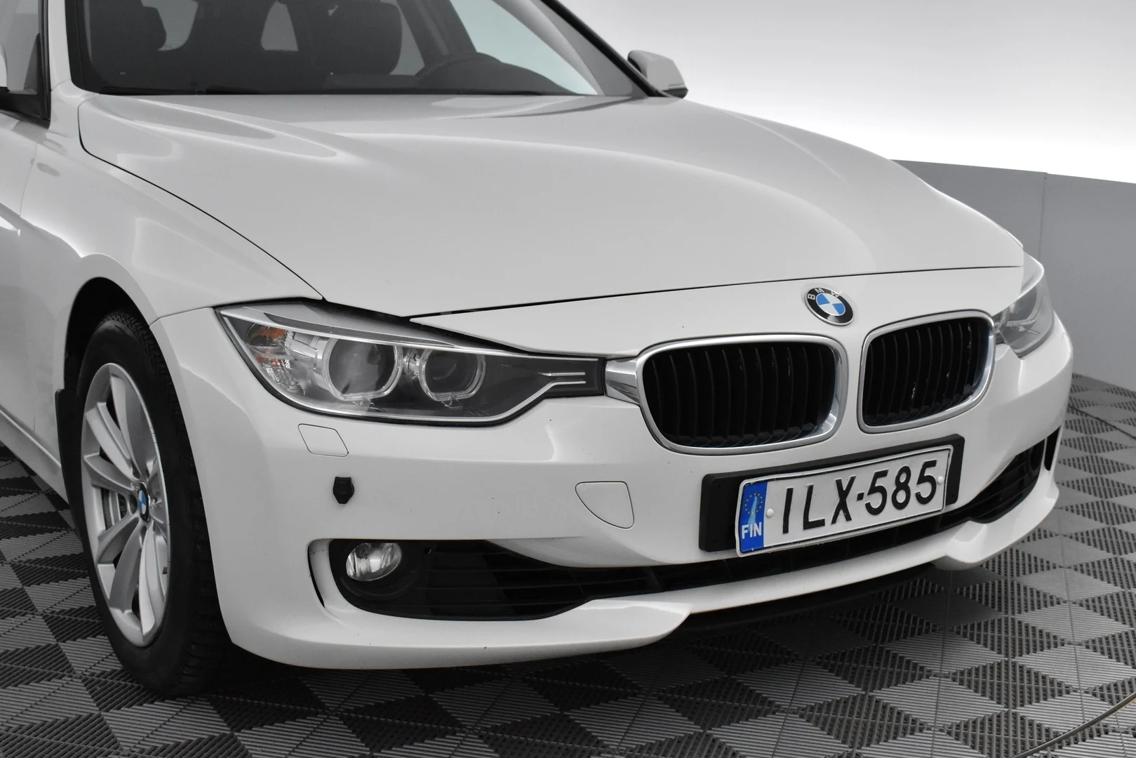 Car Image - 1kW7OdJ4gqA0YWvqhFmVN7