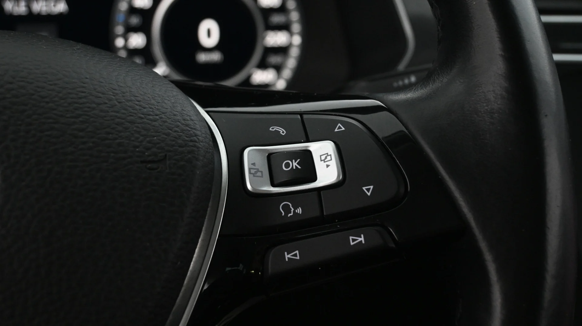 Car Image - 7mge4nIvtCVZvqAwyoYoBD