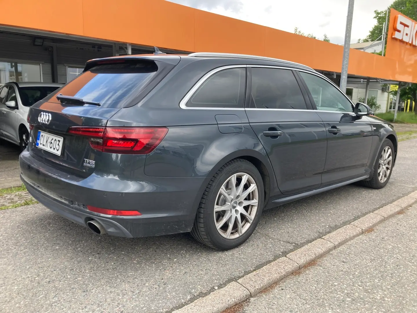 Car Image - 6u8tszWH7CVRVhg9nFHfzb