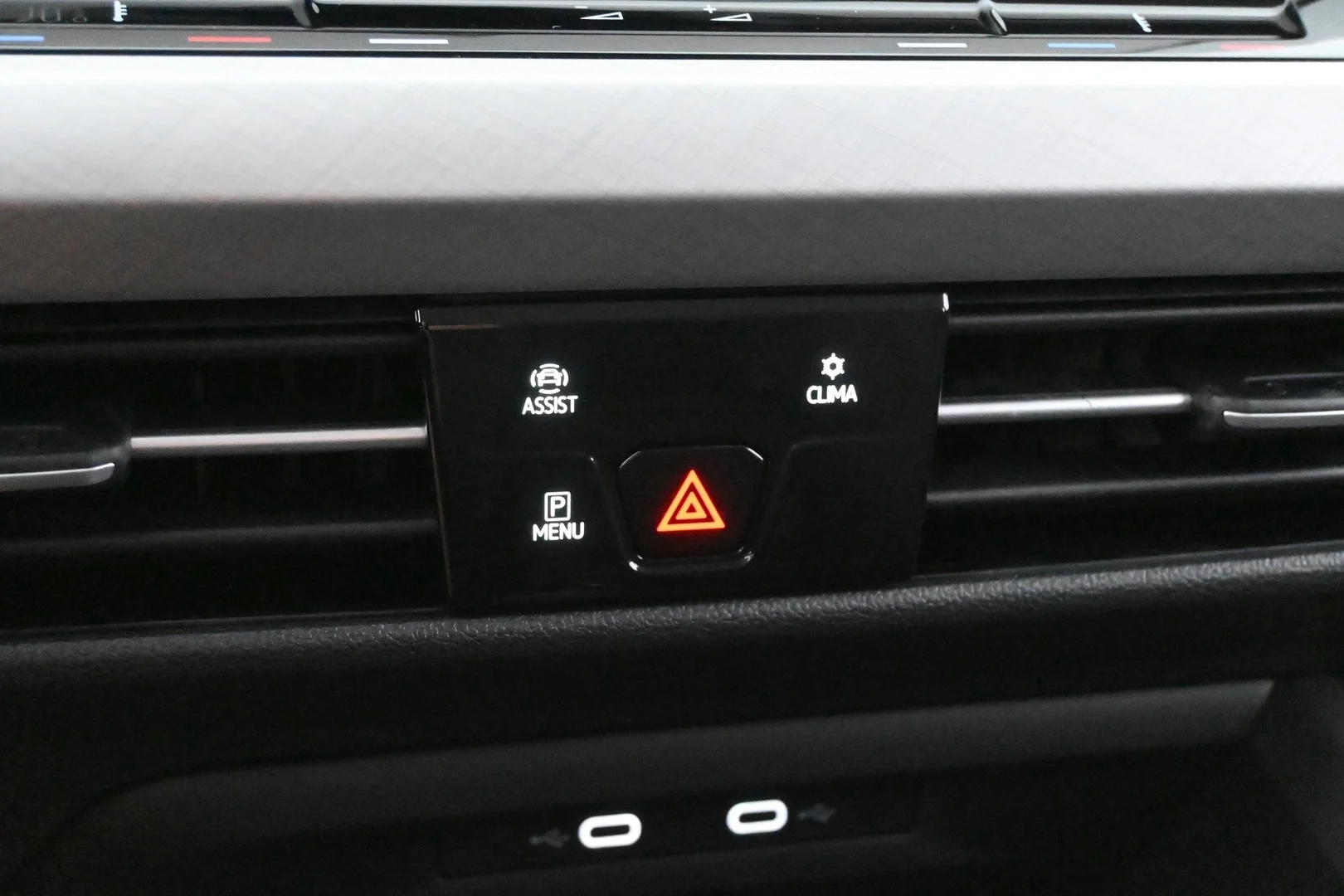 Car Image - 2DFKLkKQnM4VOWnSylNiKv
