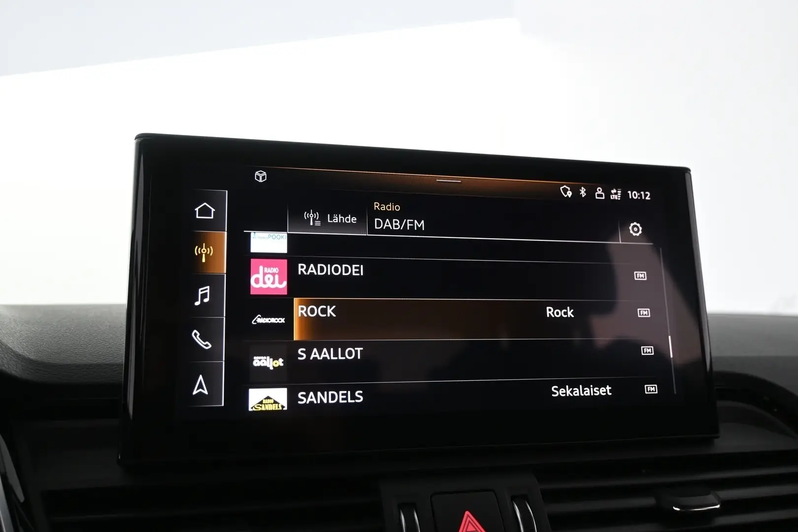 Car Image - 27QmQ9zfGBD6VHxK5mPBhl