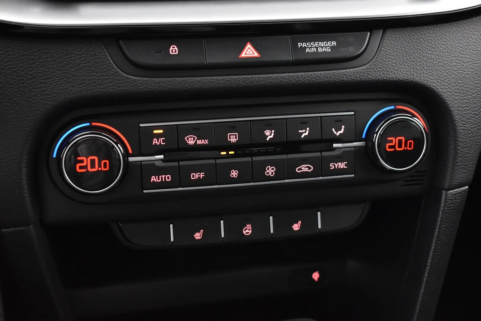 Car Image - 1NjVddsVdvfwiN3dbEWztP