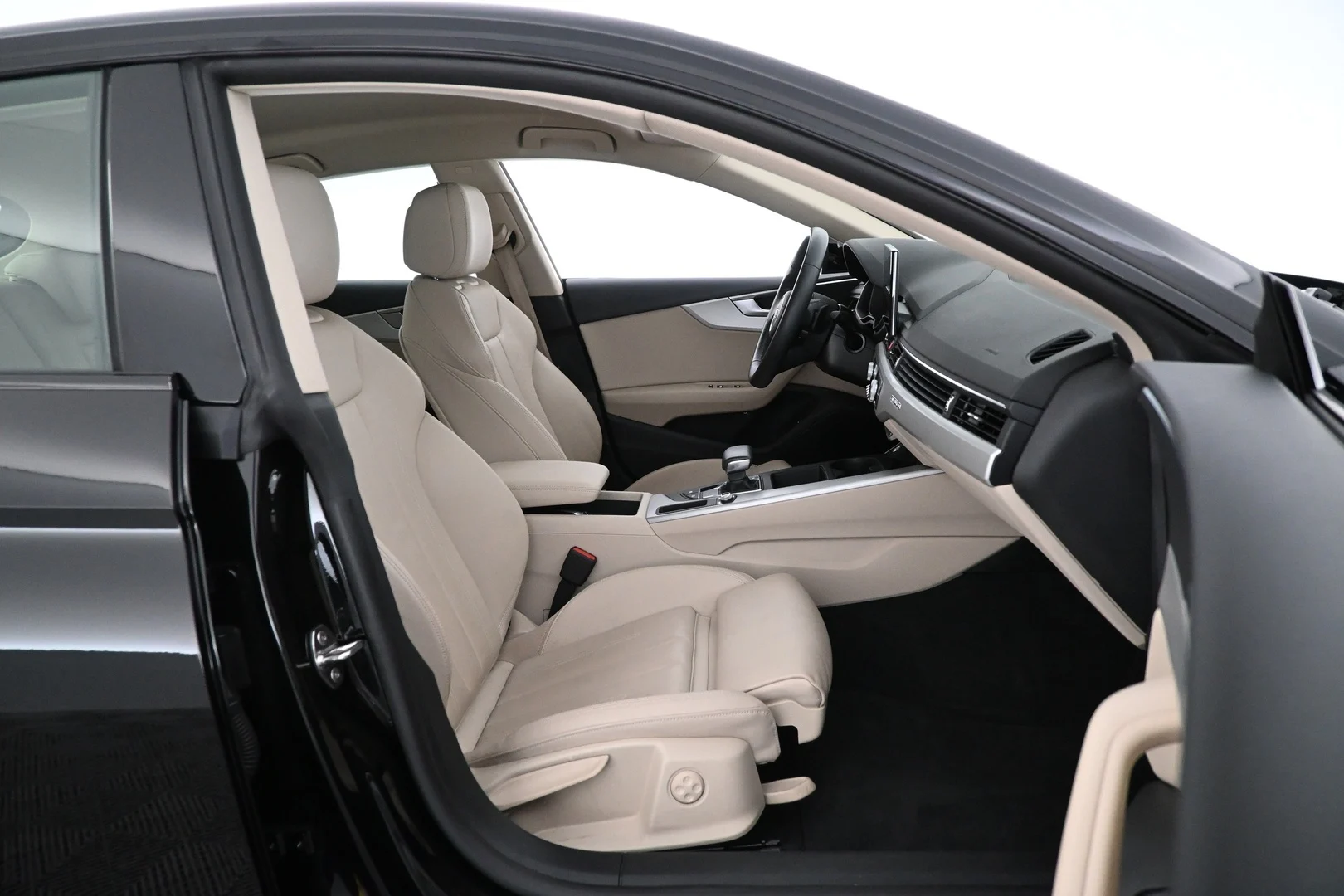 Car Image - 1Mpar57Bm4EUOhXoRNGDjL