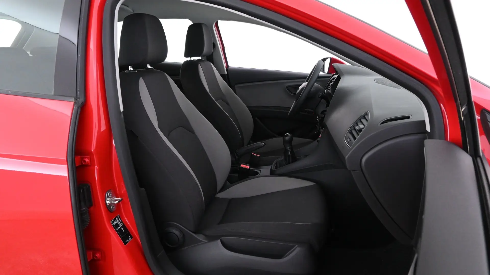 Car Image - eByIJunTuHnFHXqSKClMS