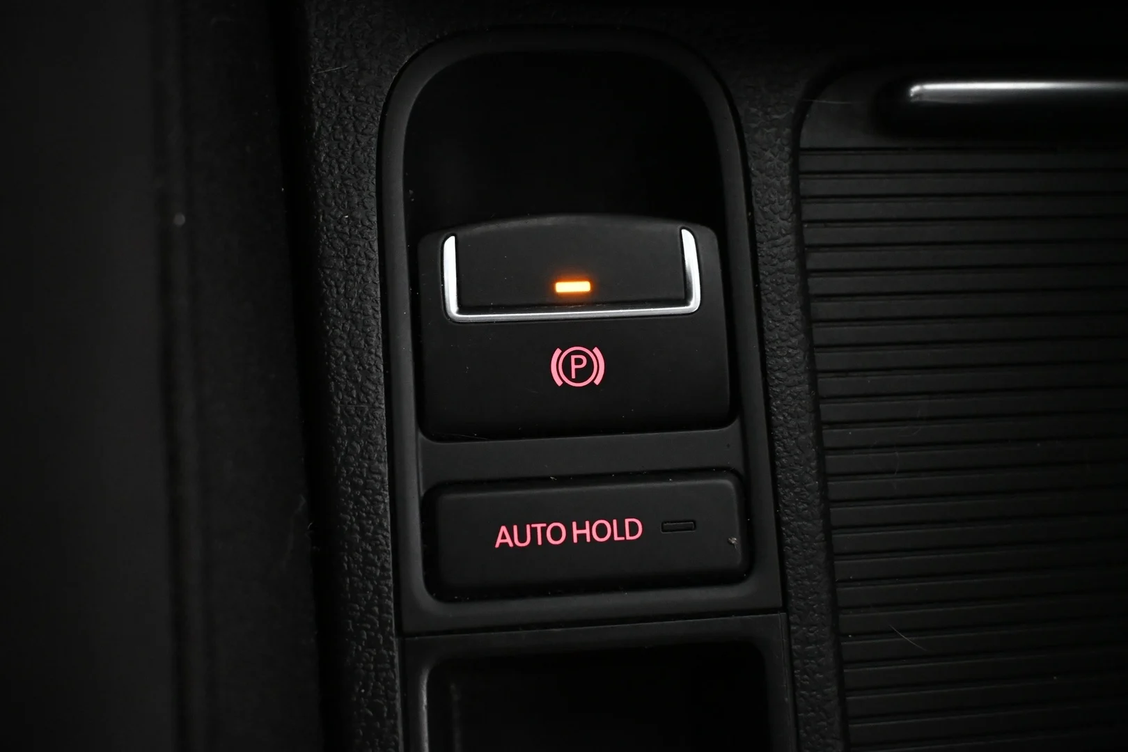 Car Image - 3hNJswI7iwfv1pJ31u2EId